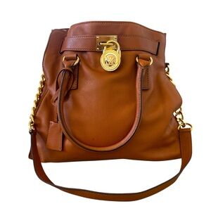 Michael Kors Brown and Gold Shoulder Bag with Luxurious Design
